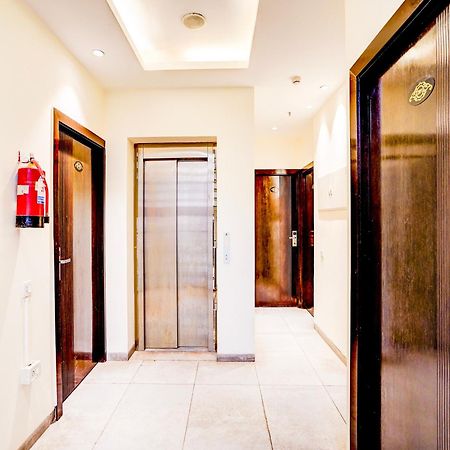 Super Townhouse Pitampura West Enclave Hotel Deli Exterior foto