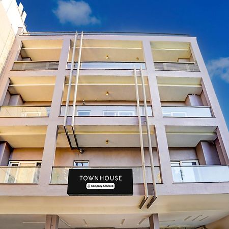Super Townhouse Pitampura West Enclave Hotel Deli Exterior foto