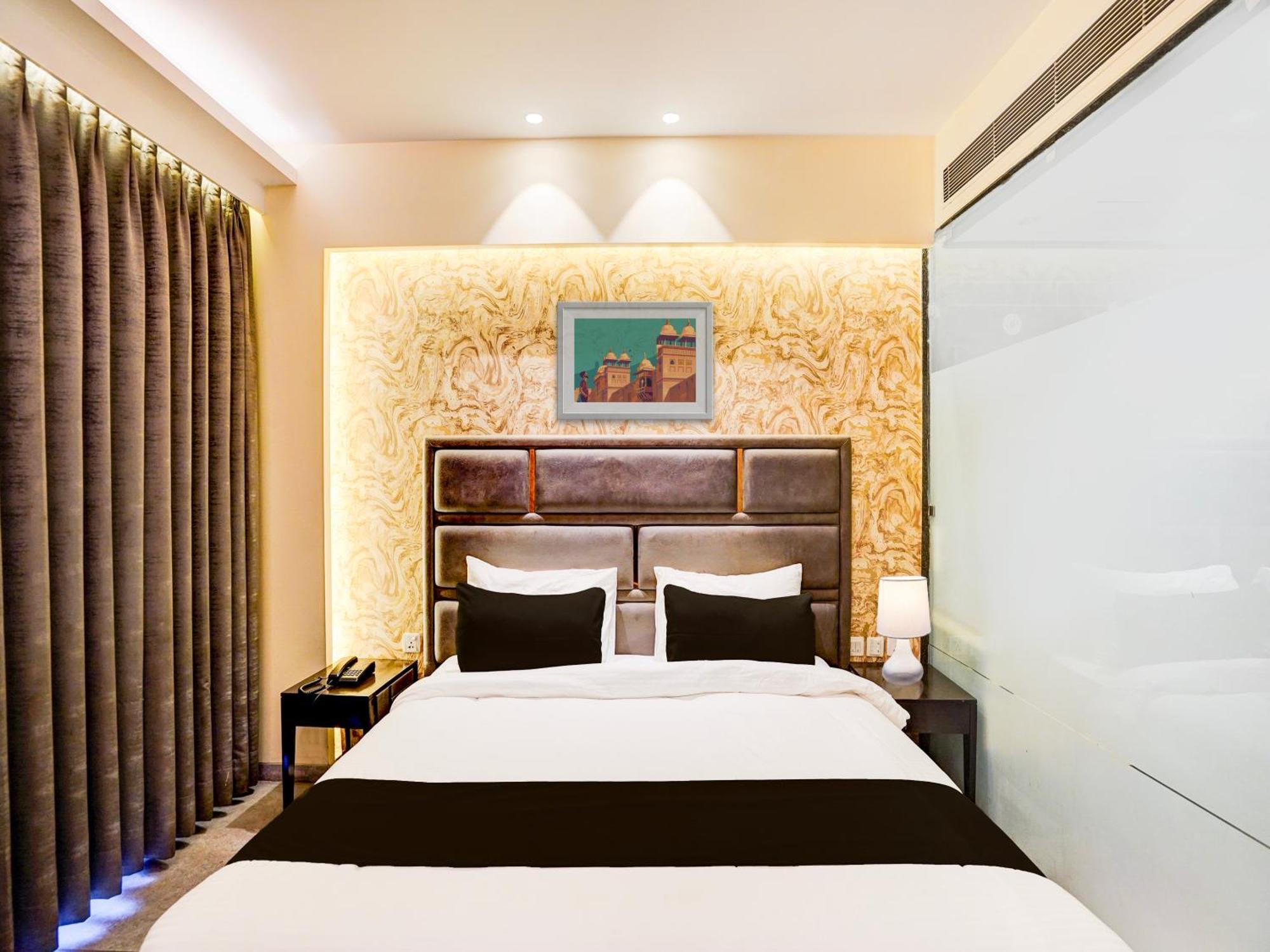 Super Townhouse Pitampura West Enclave Hotel Deli Exterior foto